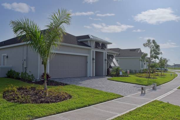 Best Local Driveway Pavers  in Castle Point, MO